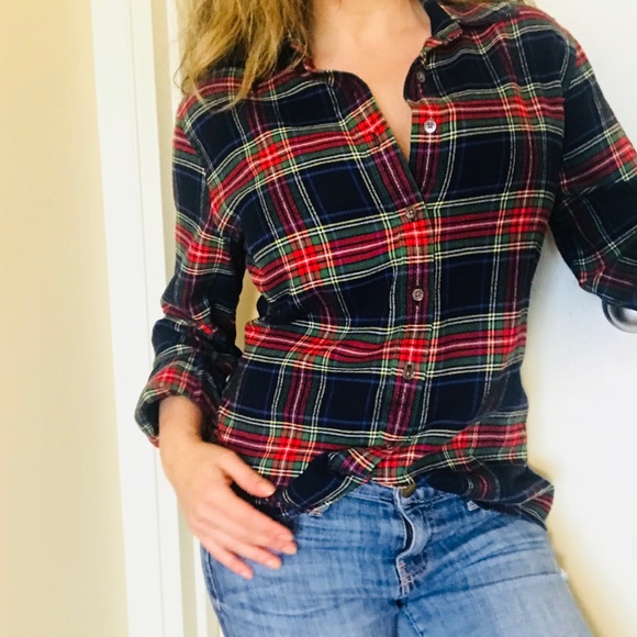 Lands' End Tops - Lands’ End Classic Plaid Flannel Button Down Shirt